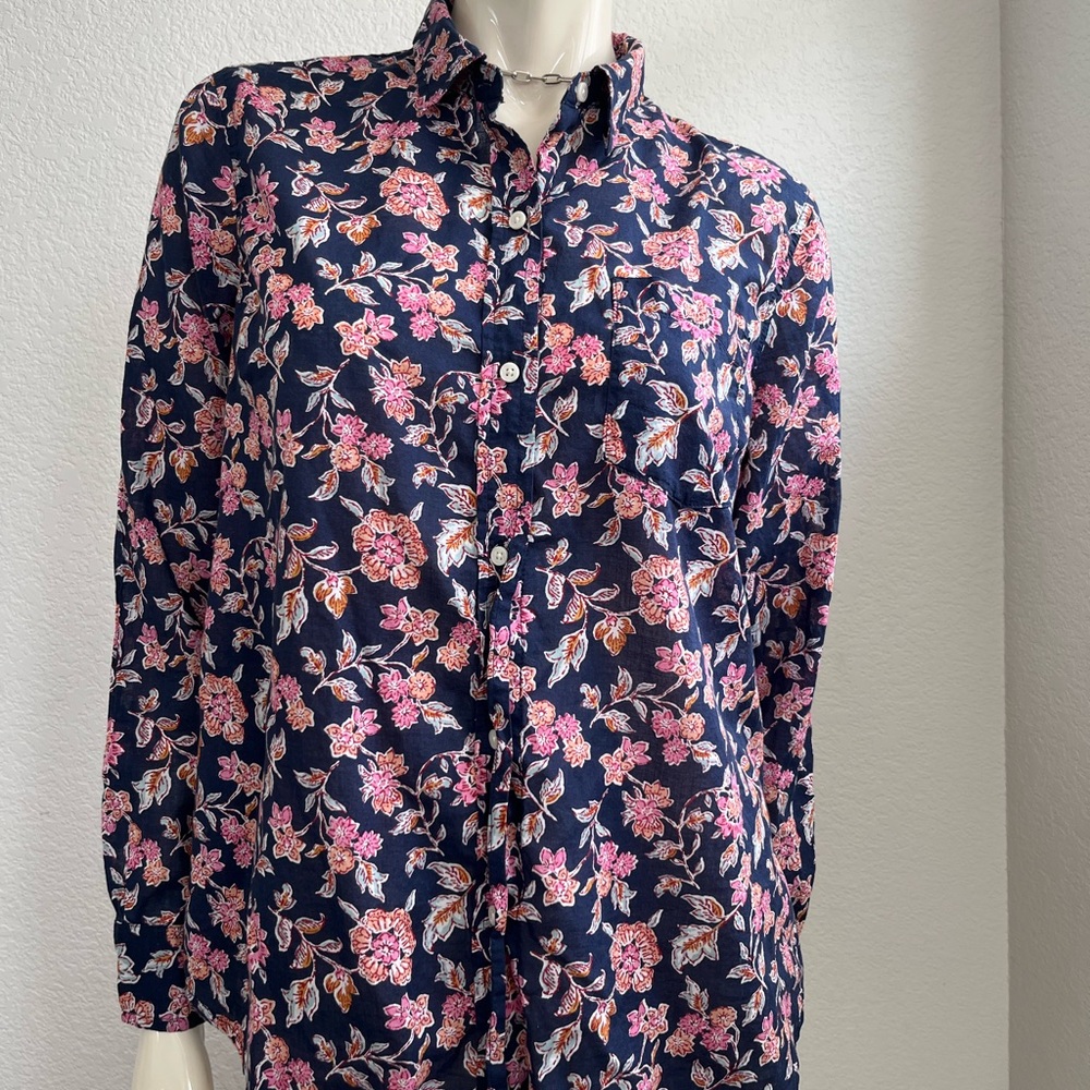 GAP Navy Floral Shirt with Pink and Orange Accents